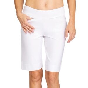 NEW Tail Activewear Mulligan UPF 50+ Modern Fit Chalk White Shorts SIZE 8